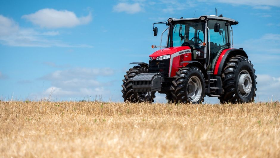 Do pequeno ao grande, tratores acompanham o agro brasileiro