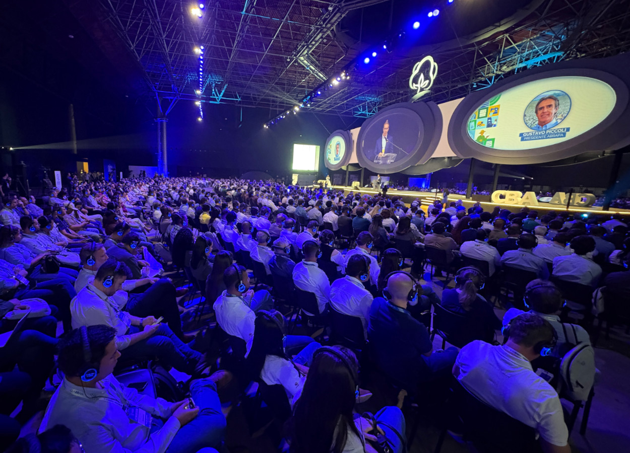 Abrapa destaca gestão, qualidade e fibras naturais durante Congresso do Algodão
