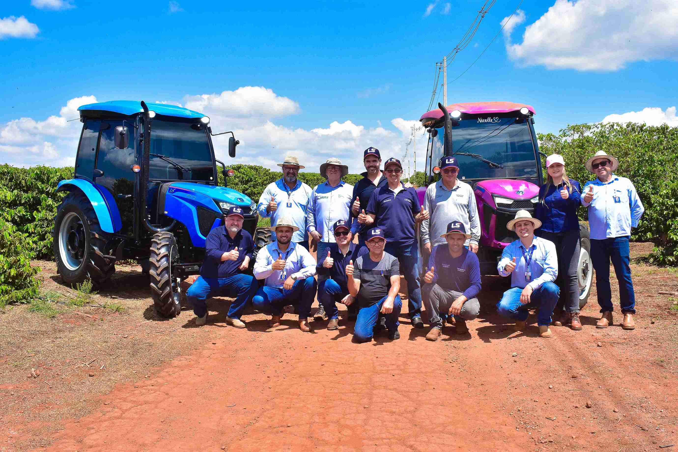 Test drive exclusivo com o trator MT4 70, da LS Tractor